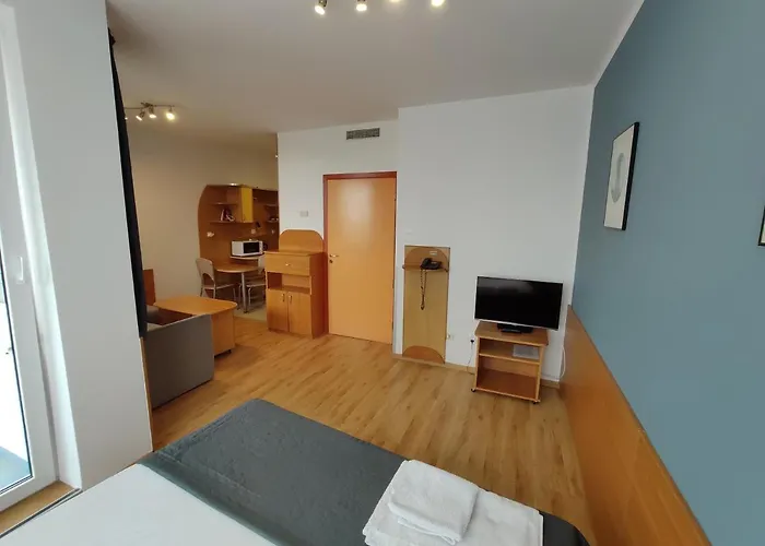 Mz Polonia - Kolobrzeg, Portowa 18